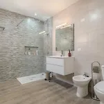 Vinidum Climated Pool,jacuzzi,movietheather *