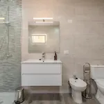 Vinidum Climated Pool,jacuzzi,movietheather Villa Arona (Tenerife)